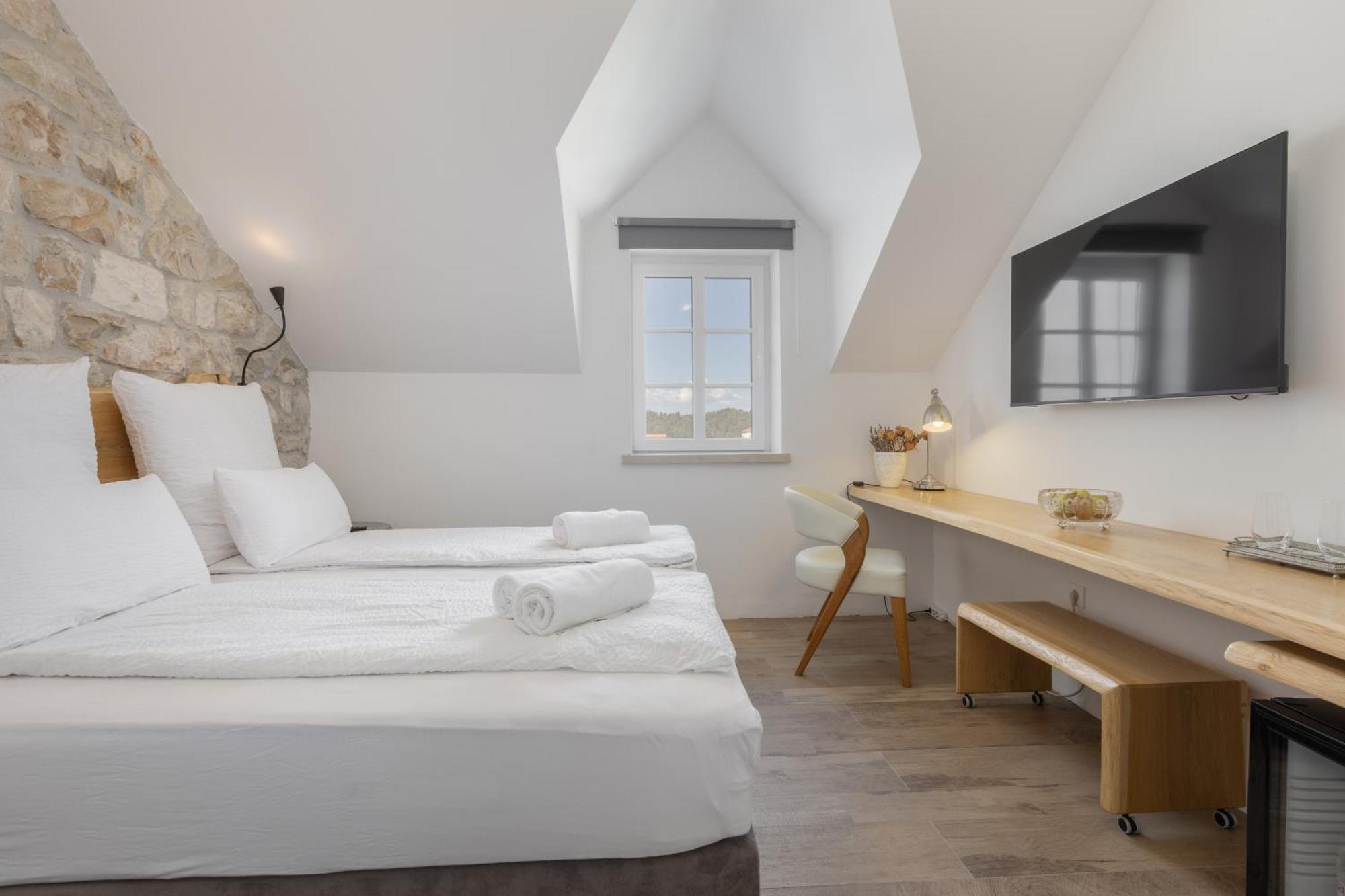 New - Casa Columba - 4 Star Design Boutique Hotel With Outdoor Pool & Private Garden (Adults Only) Makarska Bagian luar foto