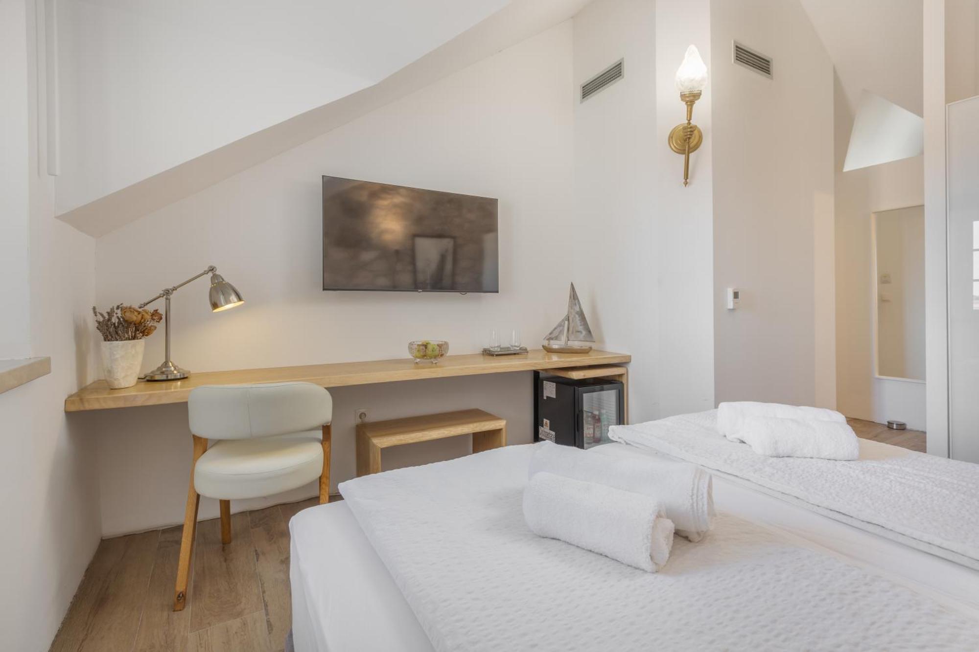 New - Casa Columba - 4 Star Design Boutique Hotel With Outdoor Pool & Private Garden (Adults Only) Makarska Bagian luar foto
