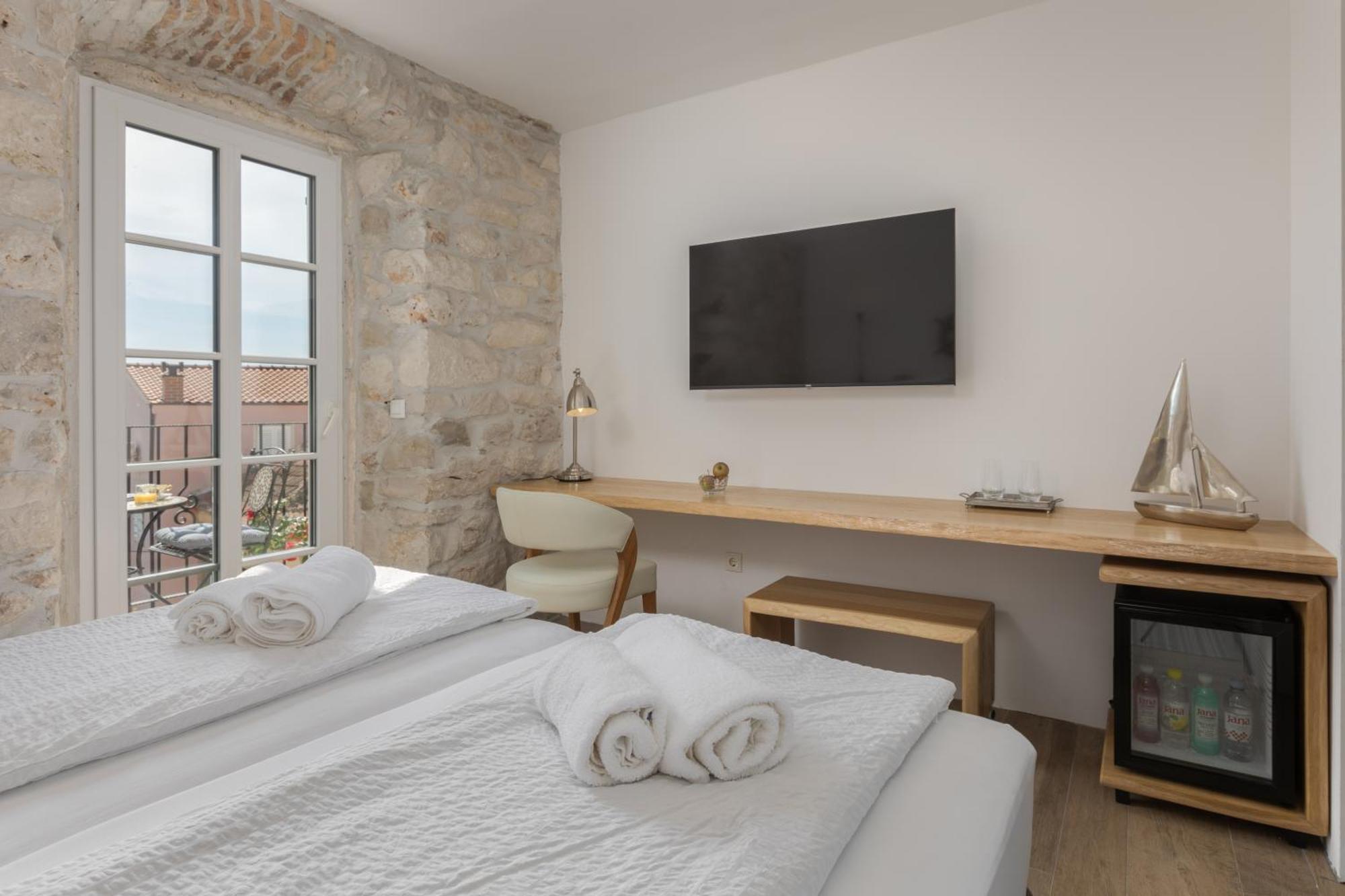 New - Casa Columba - 4 Star Design Boutique Hotel With Outdoor Pool & Private Garden (Adults Only) Makarska Bagian luar foto