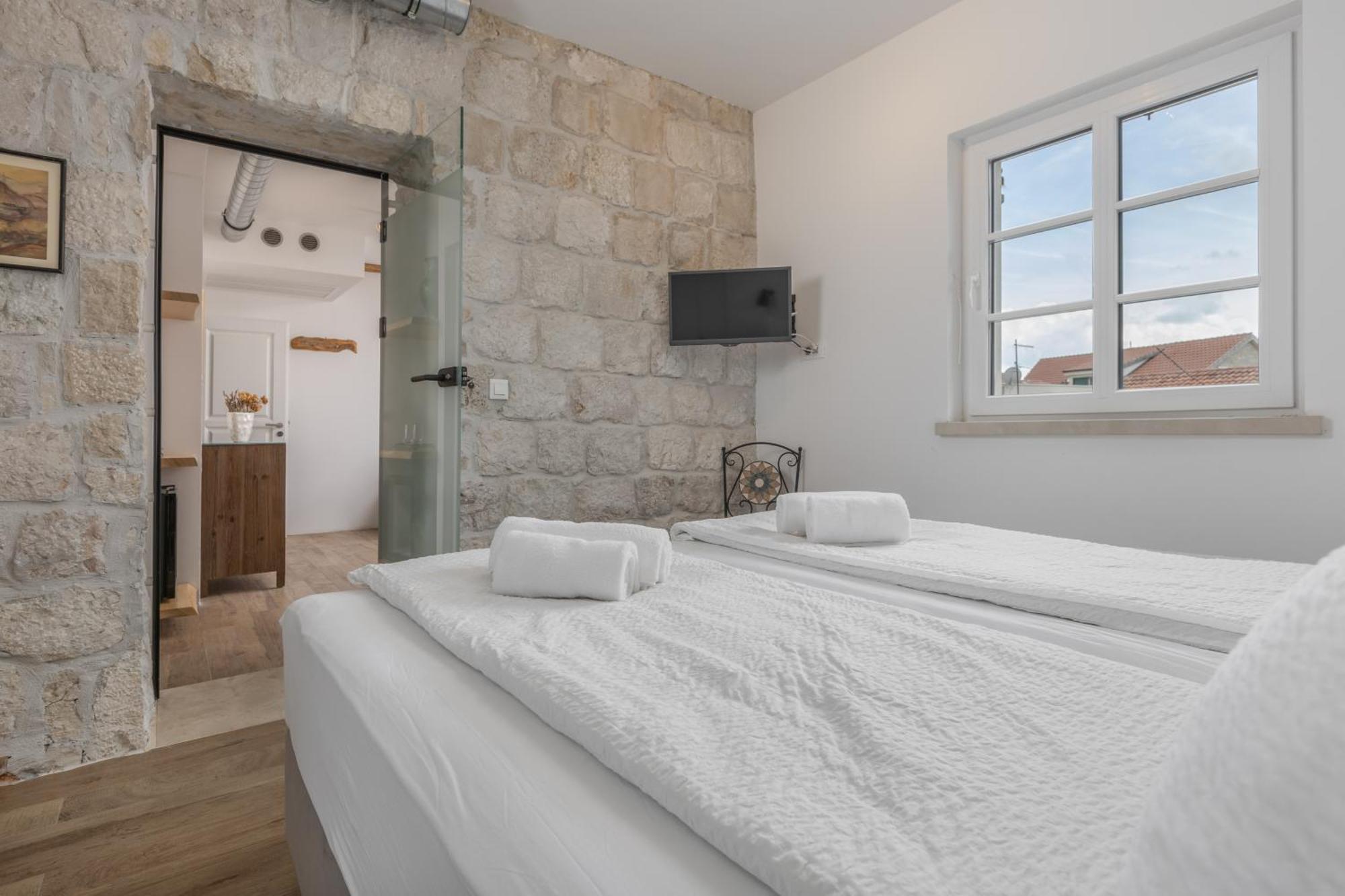 New - Casa Columba - 4 Star Design Boutique Hotel With Outdoor Pool & Private Garden (Adults Only) Makarska Bagian luar foto