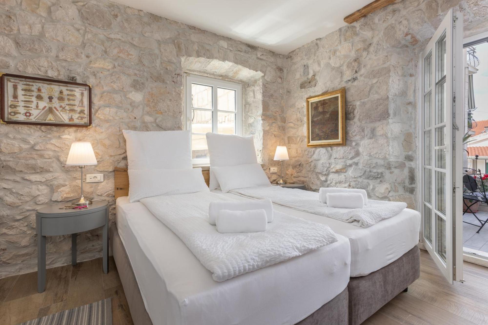 New - Casa Columba - 4 Star Design Boutique Hotel With Outdoor Pool & Private Garden (Adults Only) Makarska Bagian luar foto